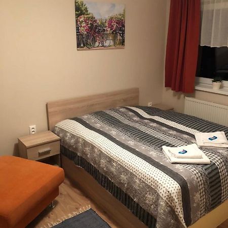 Beska Appartement Bešeňová Buitenkant foto